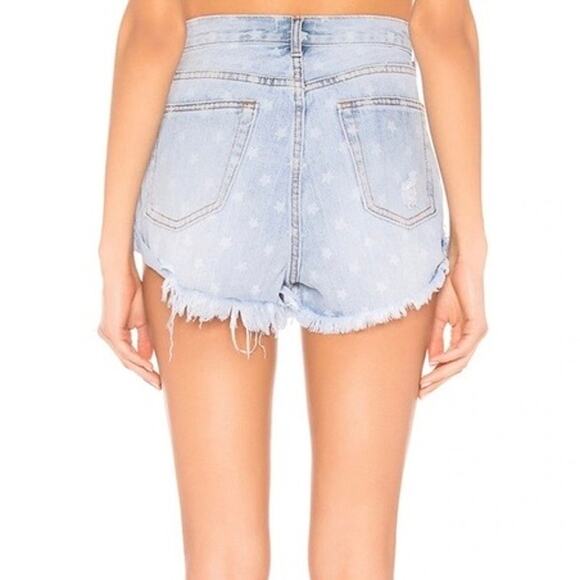 Superdown Kenzie Star Print Cut Off Denim Shorts Size 25 - Picture 10 of 16